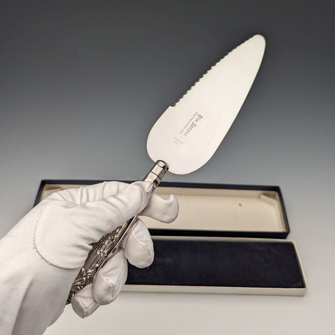 1992年 英国ヴィンテージ 純銀製ハンドル ケーキスライサー 箱入り Harrison Brothers